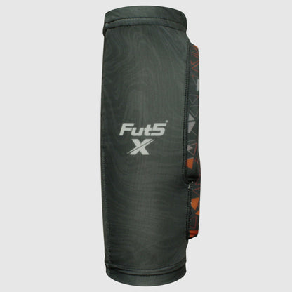 Canilleras para microfutbol Fut5 X ELASTIC TECH - Negras/Naranja